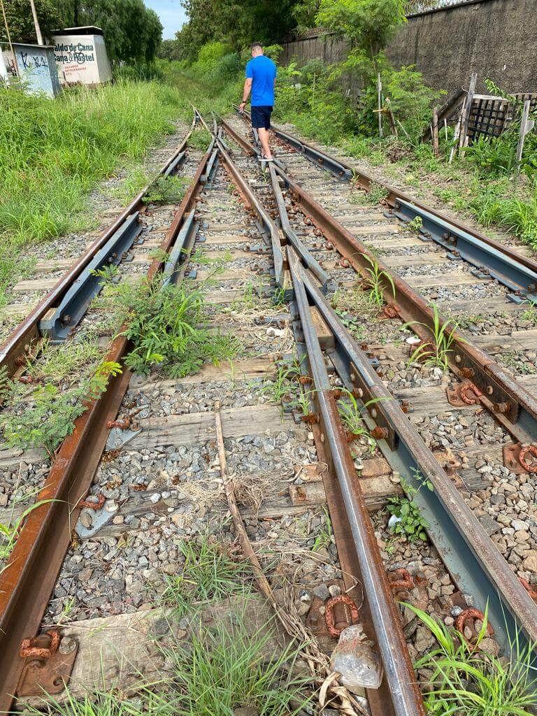 AMV BRASIL Ferrovias | Aparelhos de Mudança de Via | AMV Misto, AMV Simples, Jacaré Simples, Contra Trilhos, New Century ou Aparelho de Manobra, Ponta de Agulha com Trilho, Ponta de Agulha para Ponte, Trilho de Encosto,Trilho TR 37 Ao TR 68