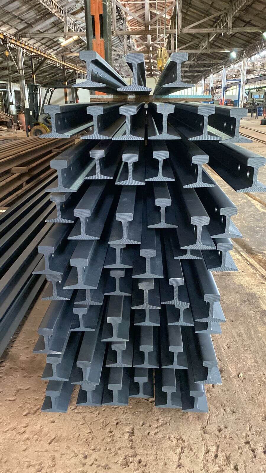 Soluções em Aparelhos Ferroviários AMV (Aparelho de Mudança de Via) AMV BRASIL Ferrovia, Aparelho de Mudança de Via, AMV Misto, Chave Mista, Jacaré Duplo Simétrico, AMV