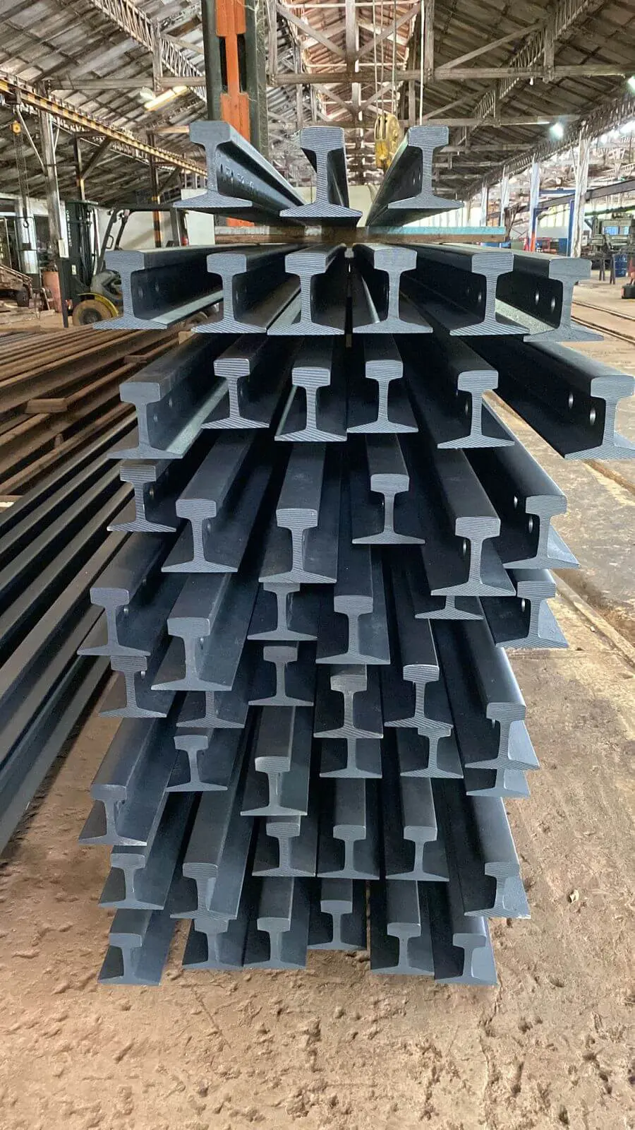 Soluções em Aparelhos Ferroviários AMV (Aparelho de Mudança de Via) AMV BRASIL Ferrovia, Aparelho de Mudança de Via, AMV Misto, Chave Mista, Jacaré Duplo Simétrico, AMV