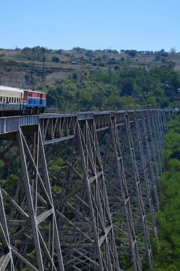 AMV BRASIL Ferrovias | Aparelhos de Mudança de Via | AMV Misto, AMV Simples, Jacaré Simples, Contra Trilhos, New Century ou Aparelho de Manobra, Ponta de Agulha com Trilho, Ponta de Agulha para Ponte, Trilho de Encosto,Trilho TR 37 Ao TR 68